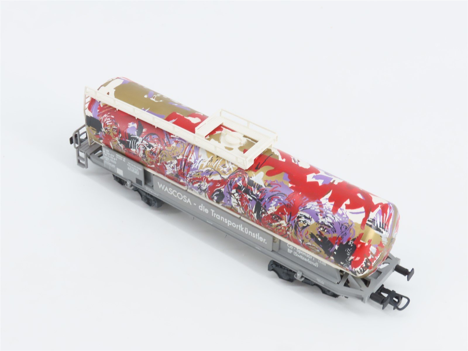 HO Scale Liliput L225844 SBB 4 Axel Art Mural Tank Car Epoch V 