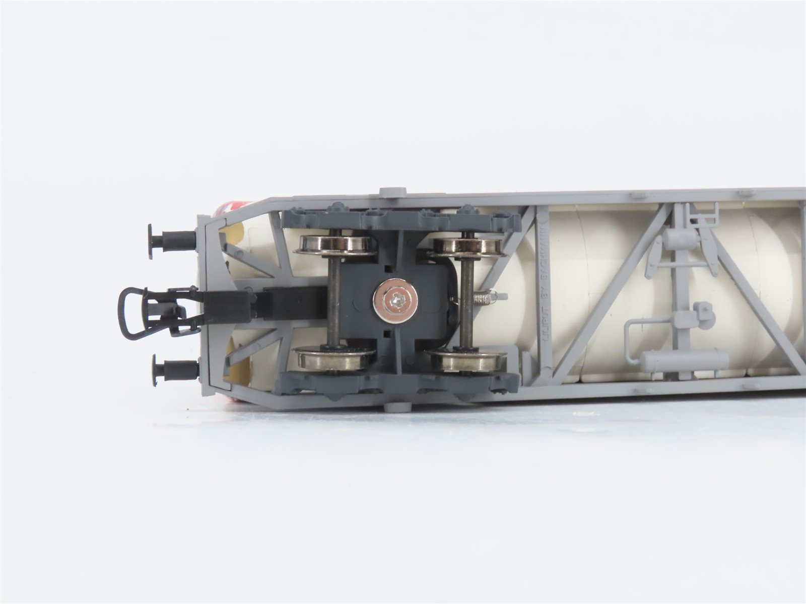 HO Scale Liliput L225844 SBB 4 Axel Art Mural Tank Car Epoch V 