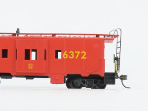 HO Scale Athearn 1171 L&N Louisville & Nashville Bay Window Caboose #6372
