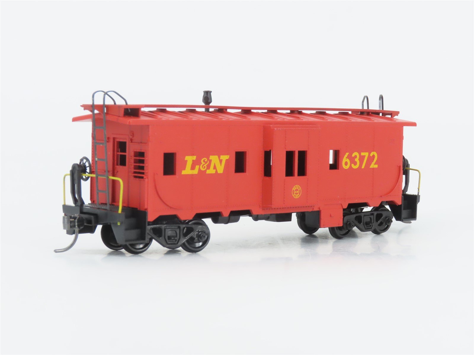 HO Scale Athearn 1171 L&N Louisville & Nashville Bay Window Caboose #6372