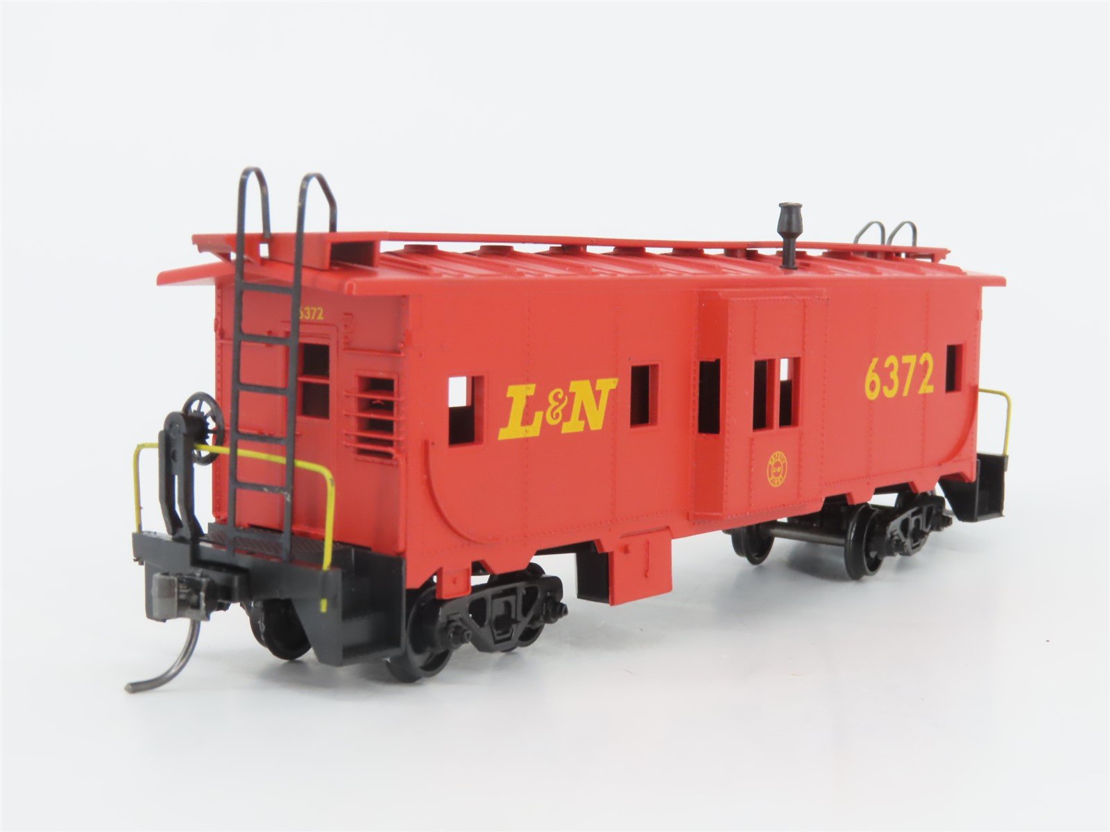 HO Scale Athearn 1171 L&N Louisville & Nashville Bay Window Caboose #6372