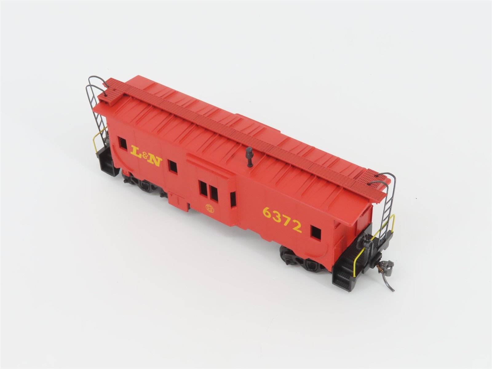 HO Scale Athearn 1171 L&N Louisville & Nashville Bay Window Caboose #6372