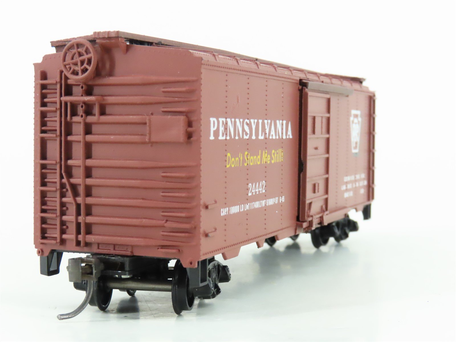 HO Scale Roundhouse MDC 1042 PRR Pennsylvania Railroad 40' Box Car #24442