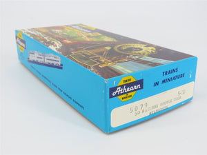 HO Scale Athearn 5079 MILW Milwaukee Road 50' Double Door Box Car #156018