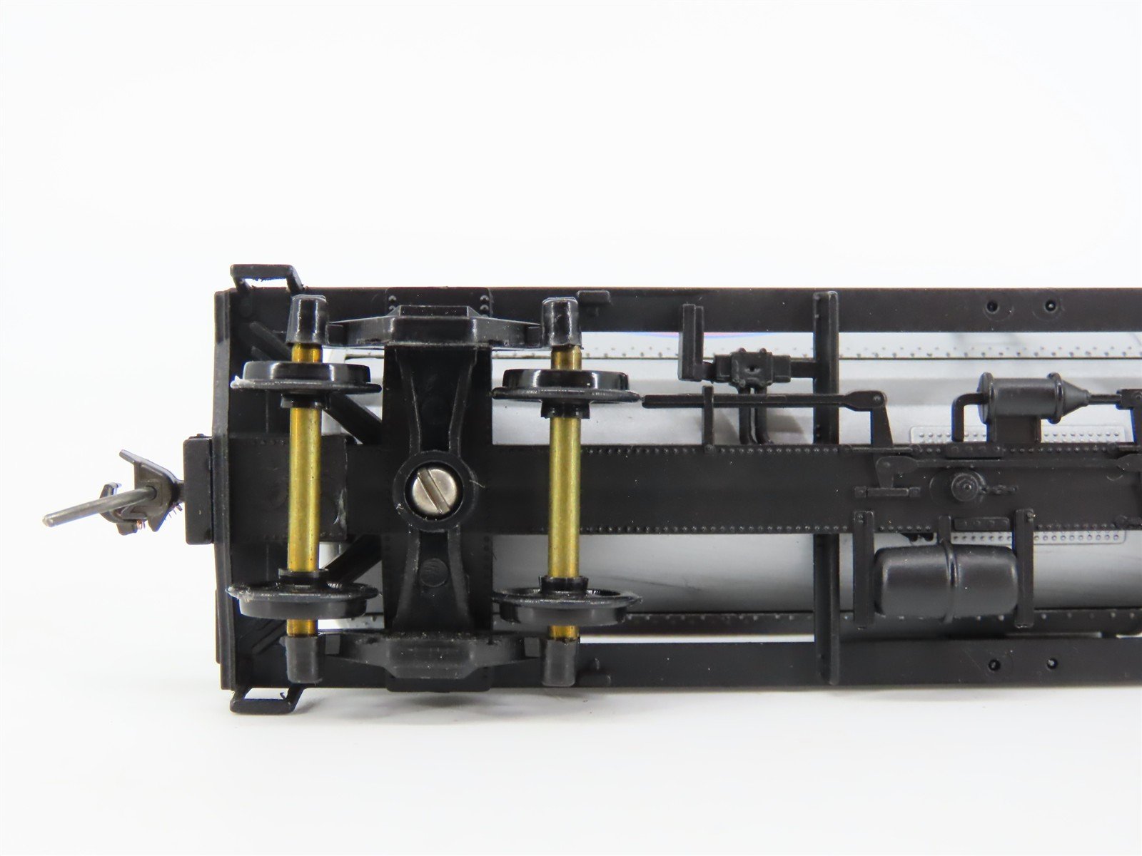 HO Scale Walthers 932-5008 HOX Humble Petroleum Single Dome Tank Car #329