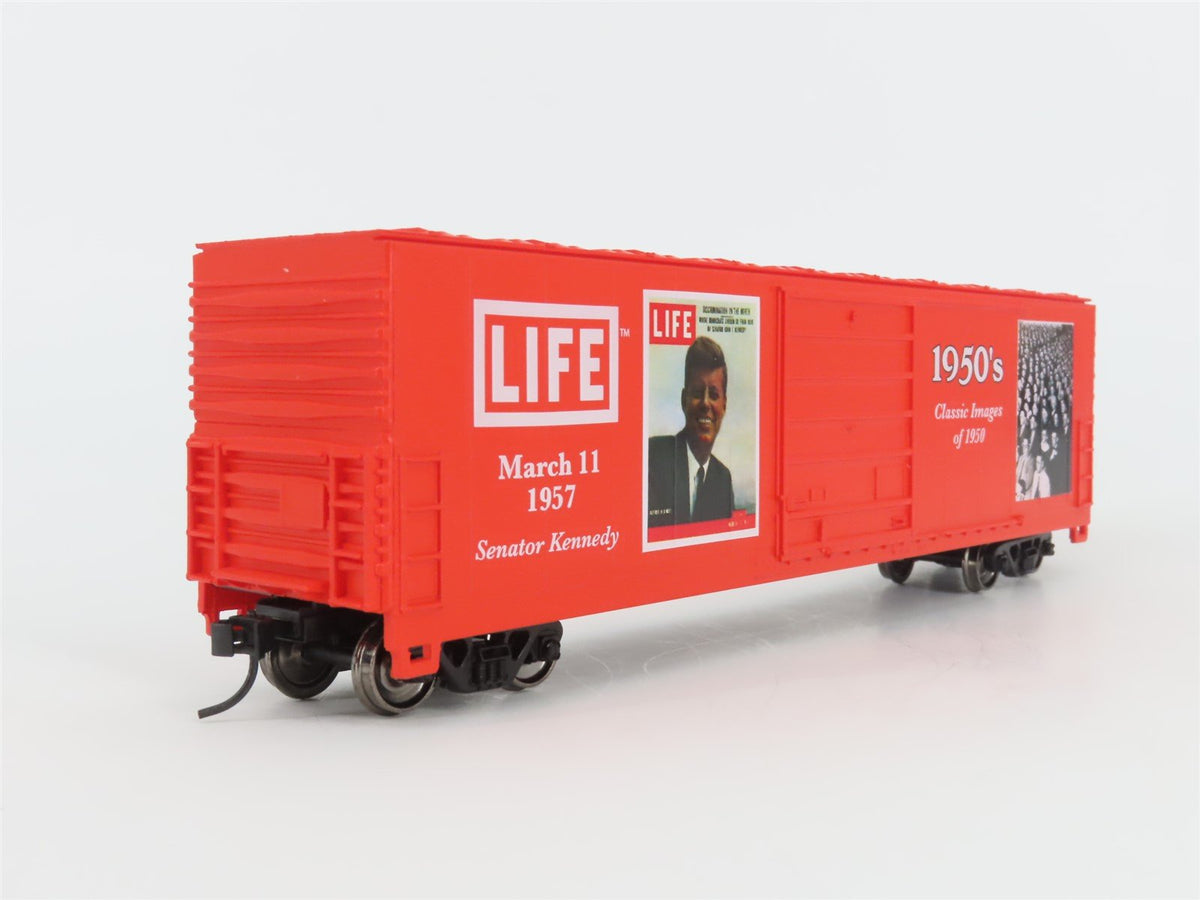 HO Scale PROTO 1000 #8420 LIFE Magazine 1950&#39;s 50&#39; Single Door Box Car