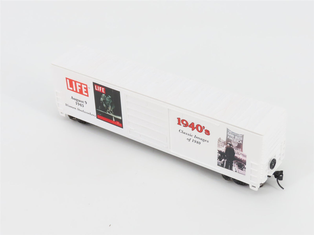 HO Scale PROTO 1000 #8418 LIFE Magazine 1940&#39;s 50&#39; Single Door Box Car