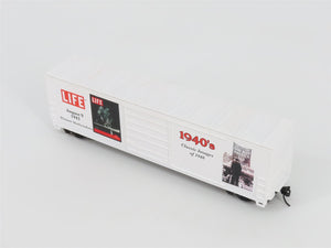 HO Scale PROTO 1000 #8418 LIFE Magazine 1940's 50' Single Door Box Car
