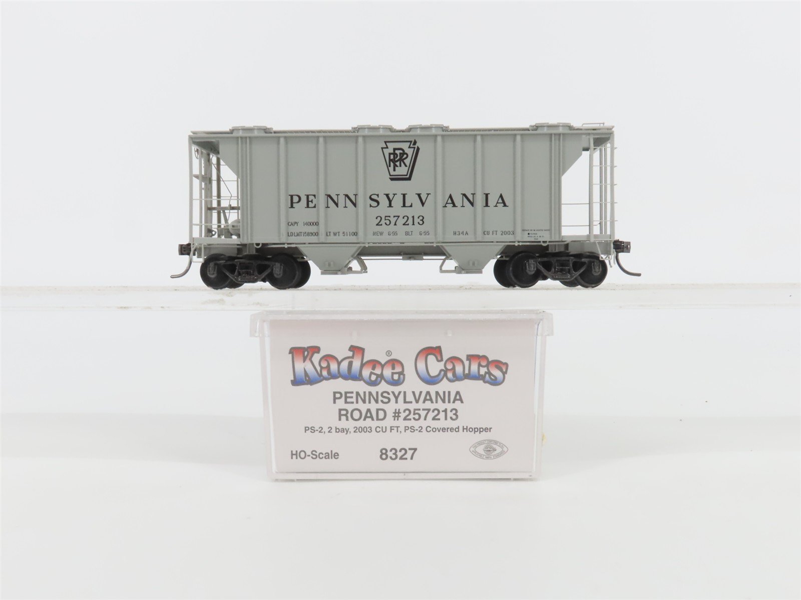 HO Scale Kadee 8327 PRR Pennsylvania Railroad 2-Bay Covered Hopper #257213