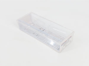 HO Scale Kadee 8327 PRR Pennsylvania Railroad 2-Bay Covered Hopper #257213