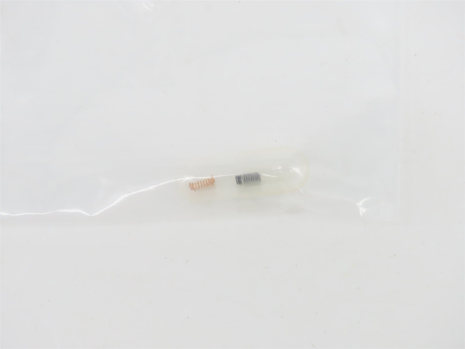 HO Scale Kadee 8327 PRR Pennsylvania Railroad 2-Bay Covered Hopper #257213