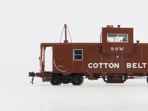 HO Scale Rapido 110030 SSW Cotton Belt Wide Vision Caboose #9
