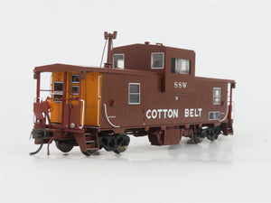 HO Scale Rapido 110030 SSW Cotton Belt Wide Vision Caboose #9