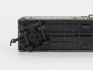 HO Scale AHM 11113 US Army Tank Buster Car #61242 w/ Cargo Dock