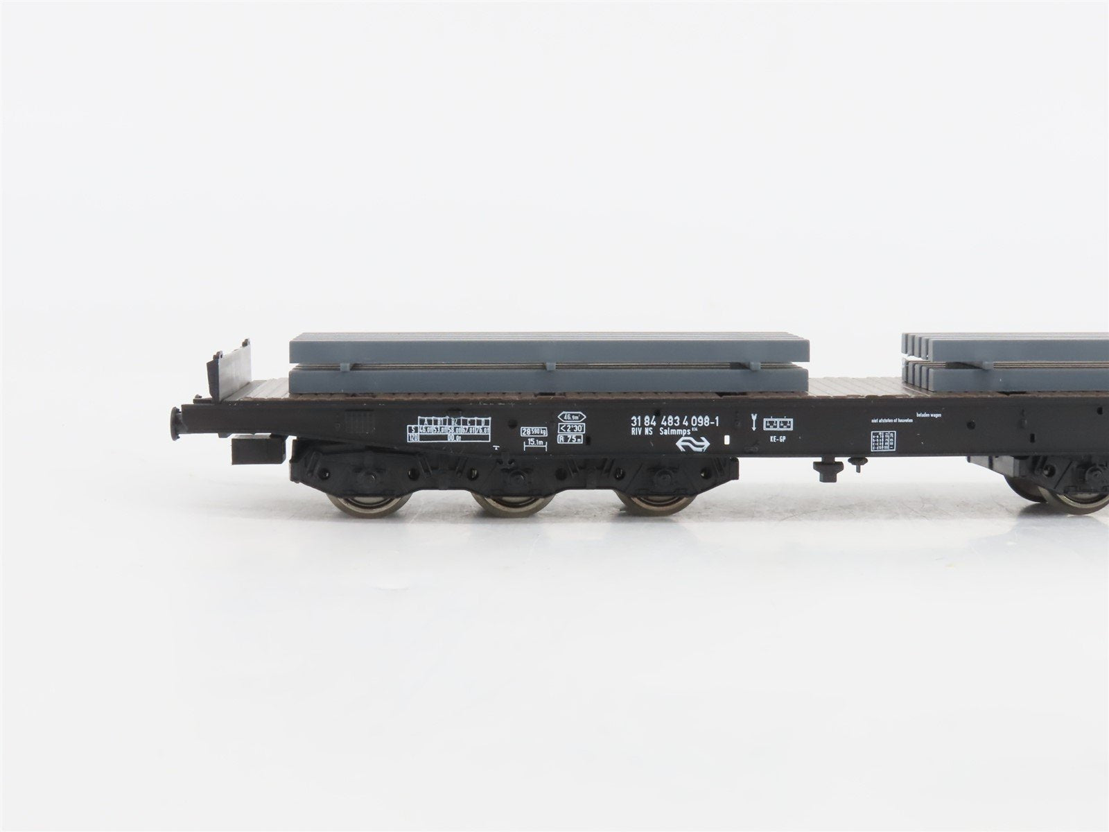 HO Scale Roco 46551 NS Dutch Heavy Duty Flat Car w/ Load