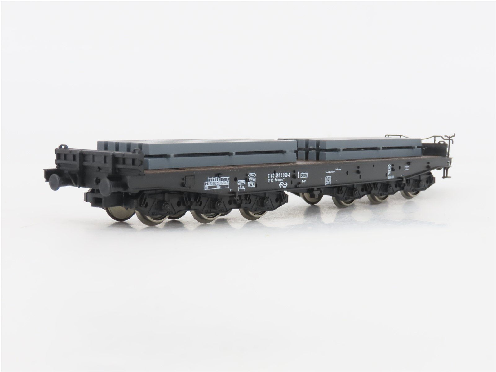 HO Scale Roco 46551 NS Dutch Heavy Duty Flat Car w/ Load