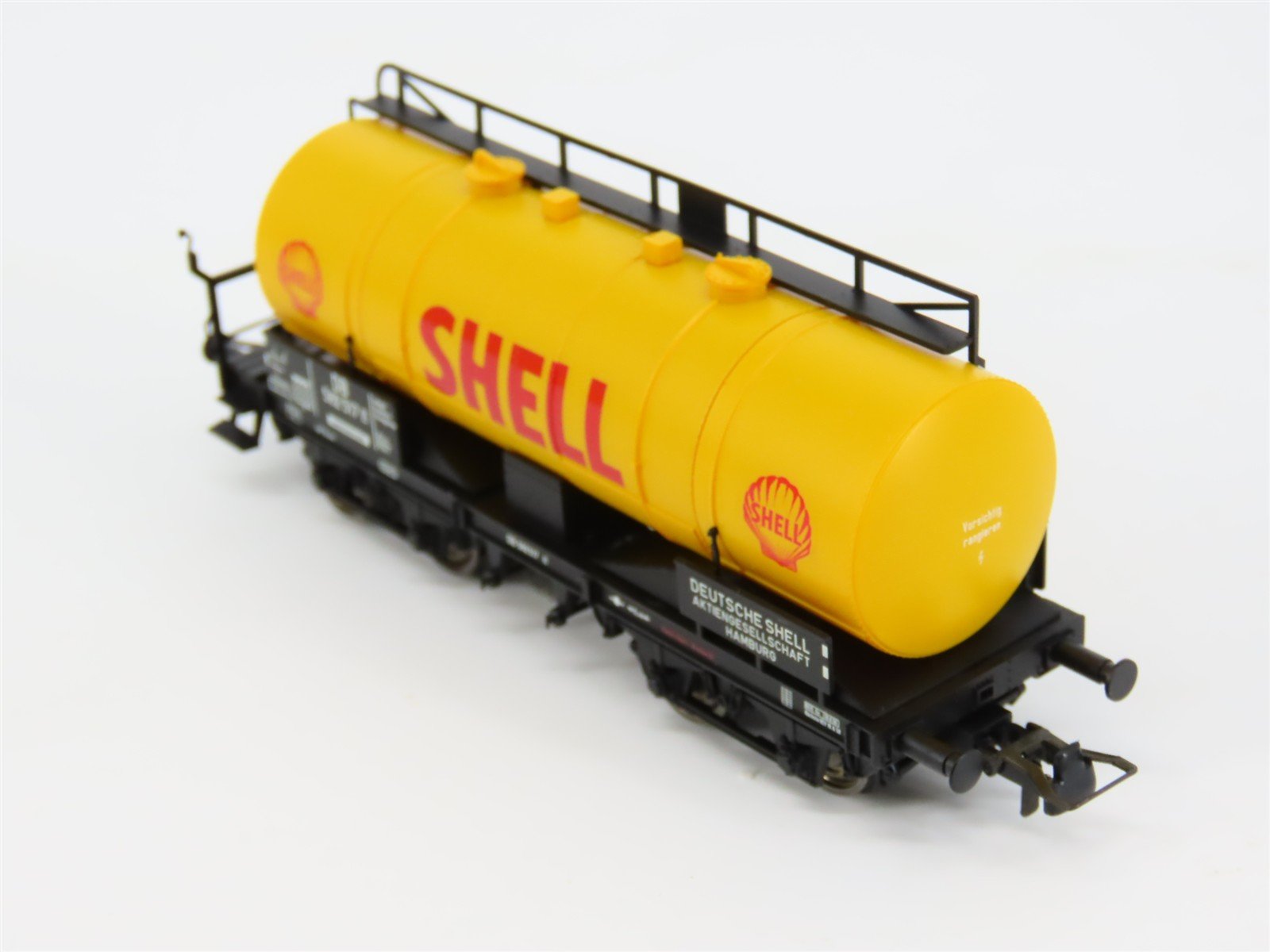 HO Scale BRAWA 2051 DB German Federal Railroad Shell Tank Car #582 517