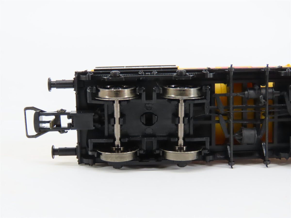 HO Scale BRAWA 2051 DB German Federal Railroad Shell Tank Car #582 517