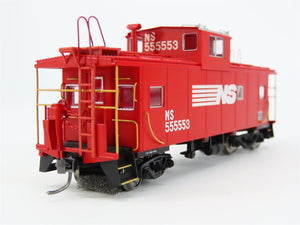 HO Scale Atlas 1309-1 NS Norfolk Southern Standard Cupola Caboose #555553