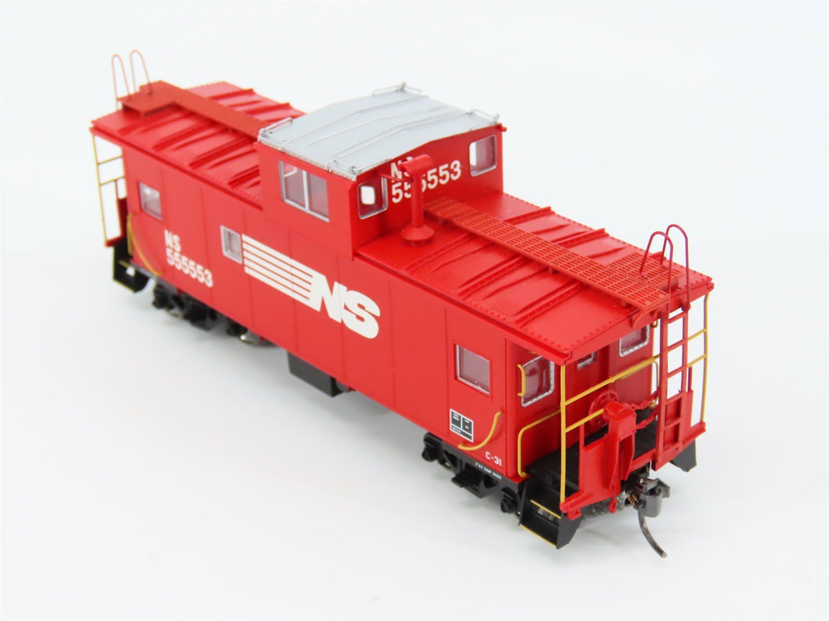 HO Scale Atlas 1309-1 NS Norfolk Southern Standard Cupola Caboose #555553