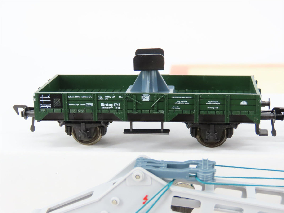 HO Scale Fleischmann 5597 DB German Federal Railroad Heavy Duty Crane Car Set