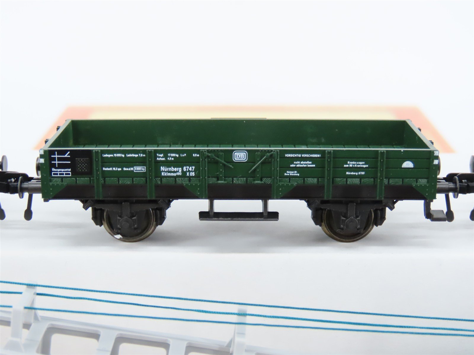 HO Scale Fleischmann 5597 DB German Federal Railroad Heavy Duty Crane Car Set