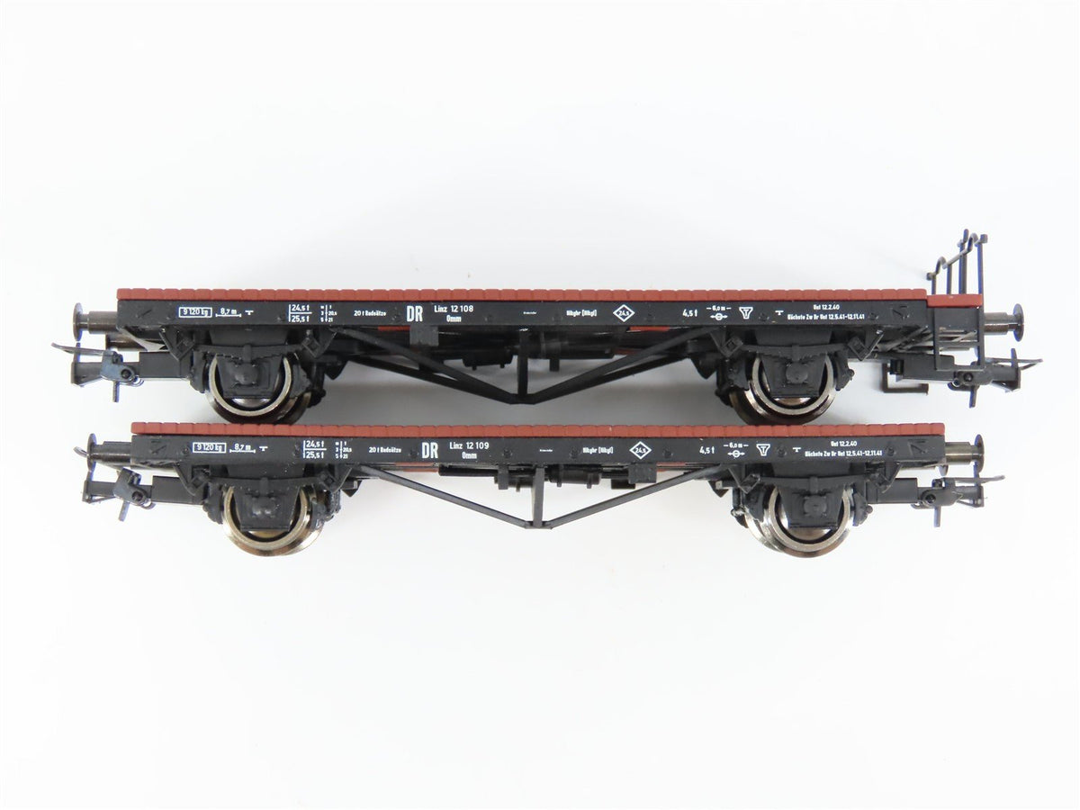 HO Scale Liliput L240033 DR German 2-Unit Flat Cars w/ ME109 Aircraft Load