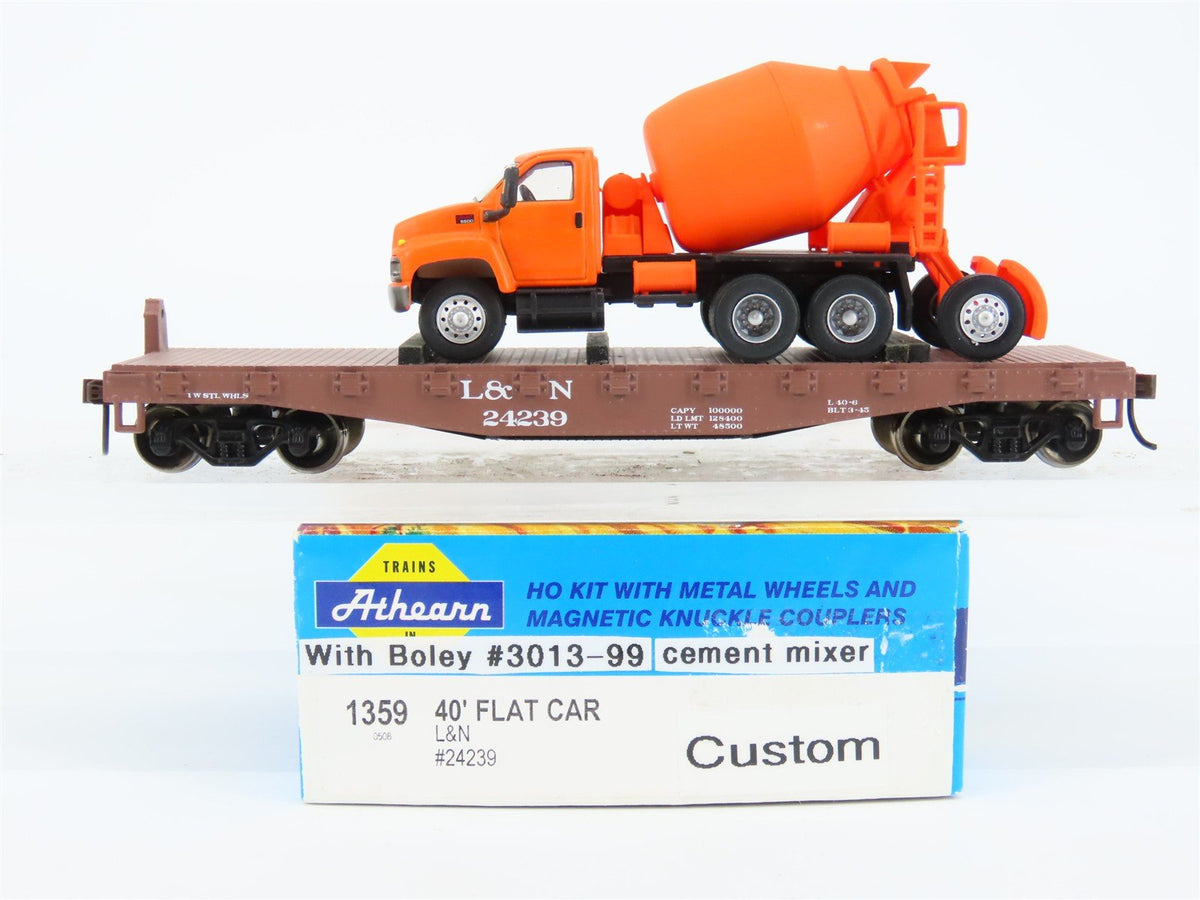 HO Scale Athearn 1359 L&amp;N 40&#39; Flat Car #24239 w/ Boley Cement Mixer