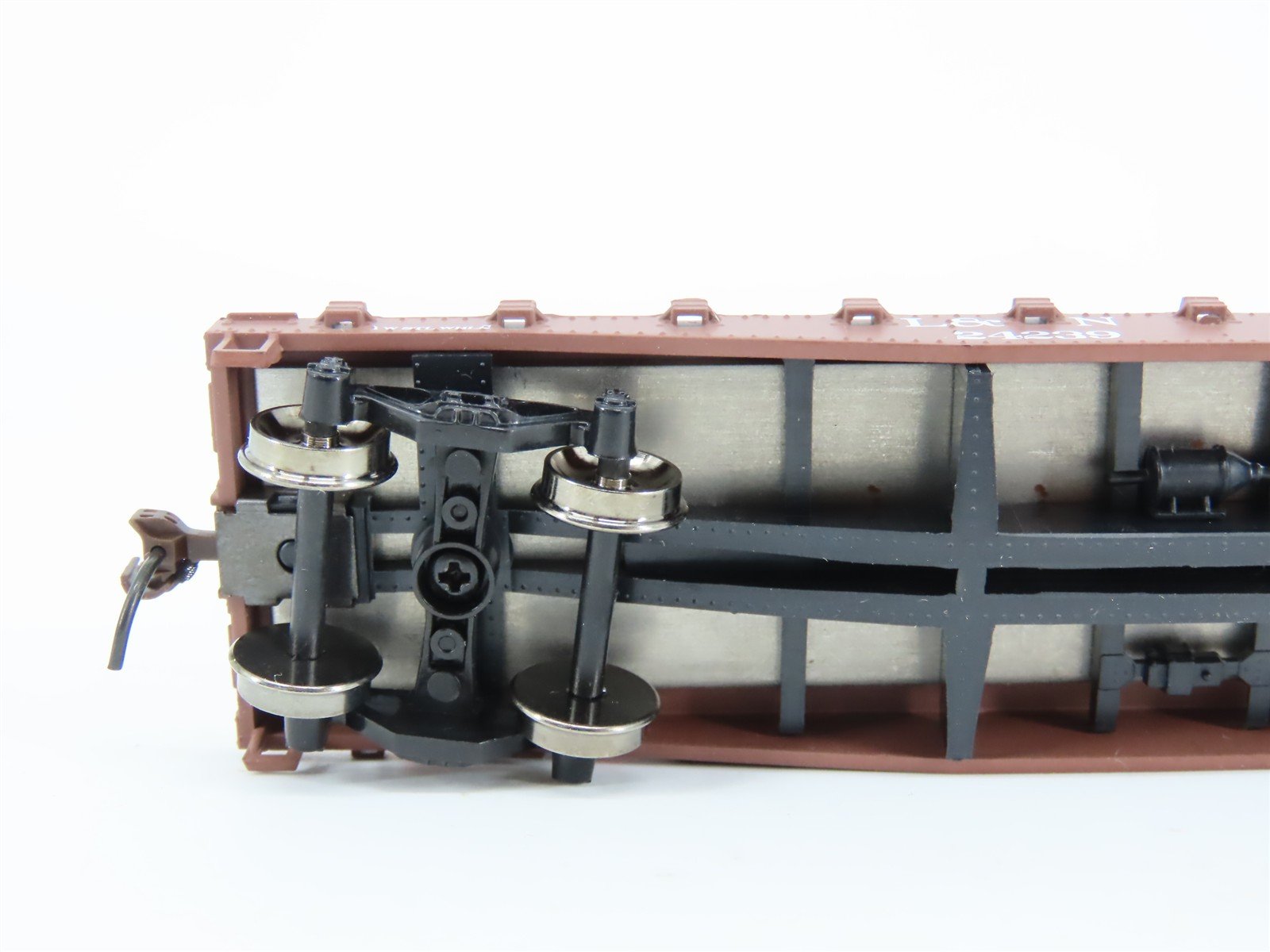 HO Scale Athearn 1359 L&N 40' Flat Car #24239 w/ Boley Cement Mixer