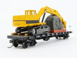 HO Scale Walthers 932-2606 Erie Railroad 42' Flat Car #8756 w/ Excavator Load