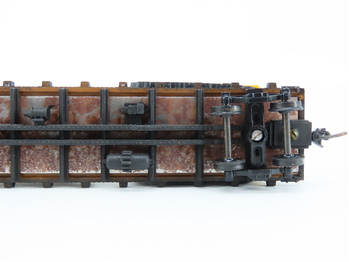 HO Scale Walthers 932-2606 Erie Railroad 42&#39; Flat Car #8756 w/ Excavator Load