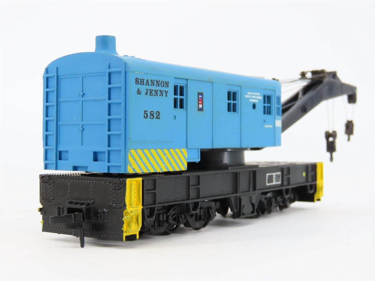 HO Scale Athearn 1699 Shannon &amp; Jenny 200-Ton Crane #582 - CUSTOM