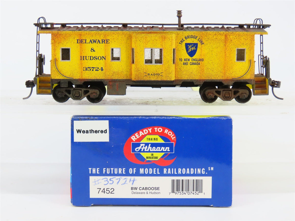 HO Scale Athearn 7452 D&amp;H &quot;The Bridge Line&quot; Bay Window Caboose #35724 - Custom