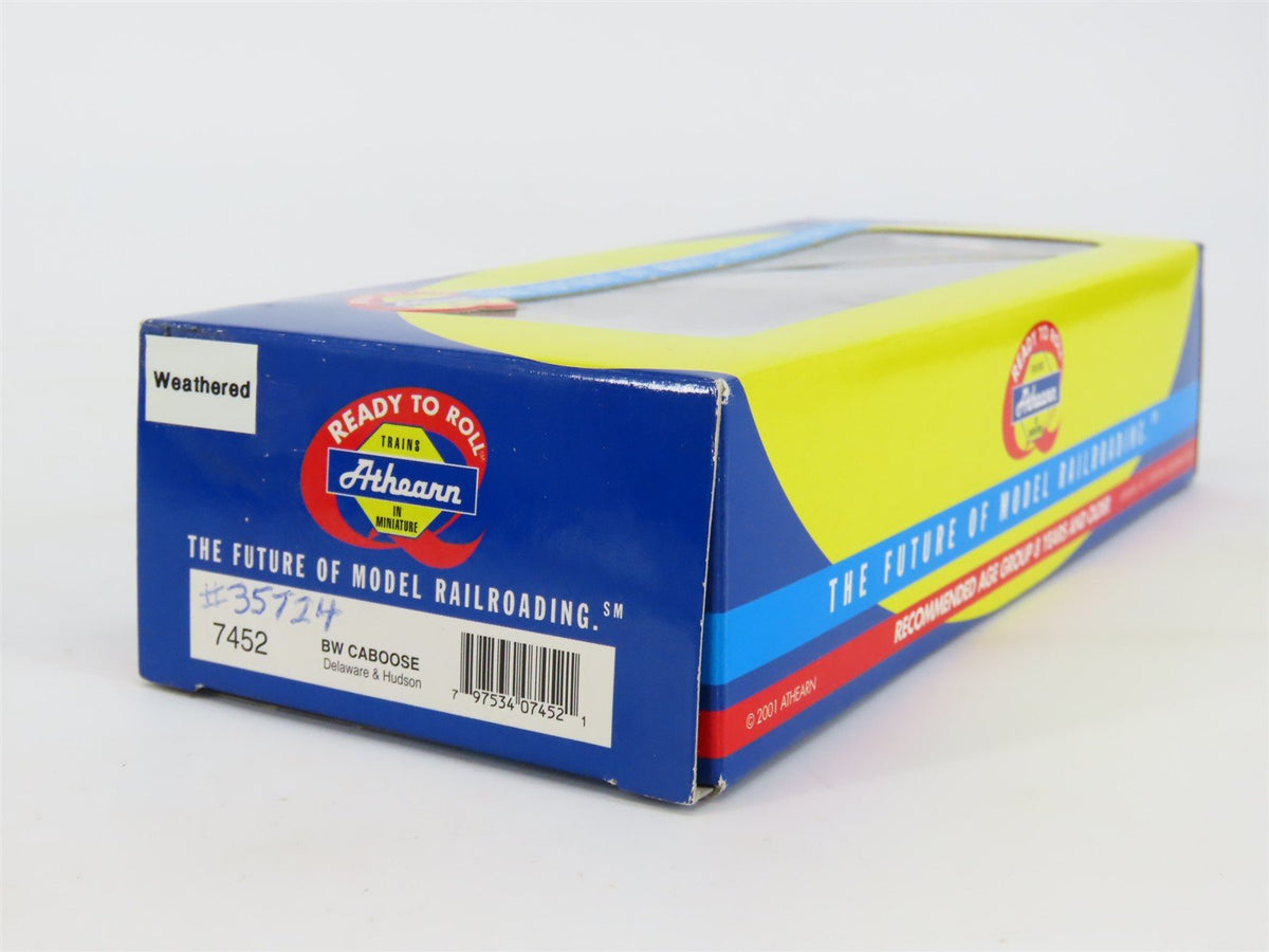 HO Scale Athearn 7452 D&amp;H &quot;The Bridge Line&quot; Bay Window Caboose #35724 - Custom