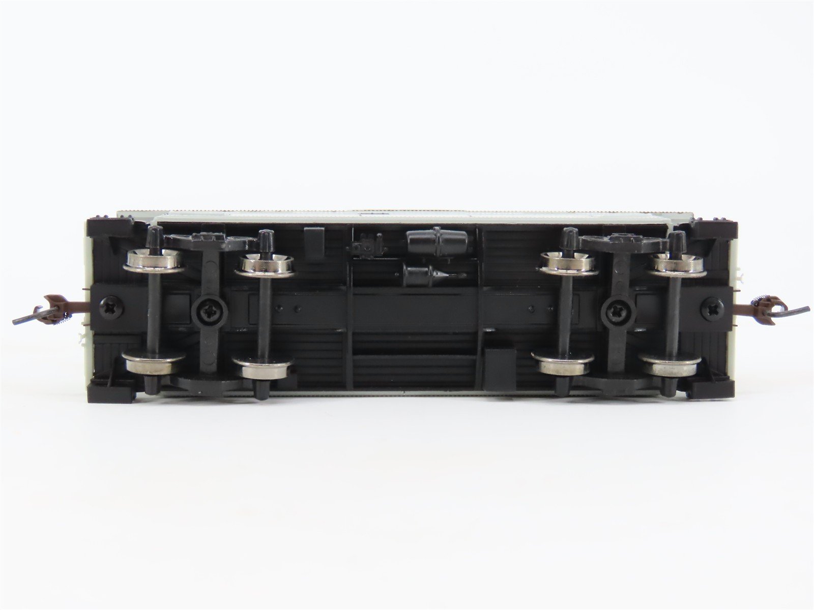 HO Scale Athearn 74351 CR Conrail 2-Window Caboose #46126