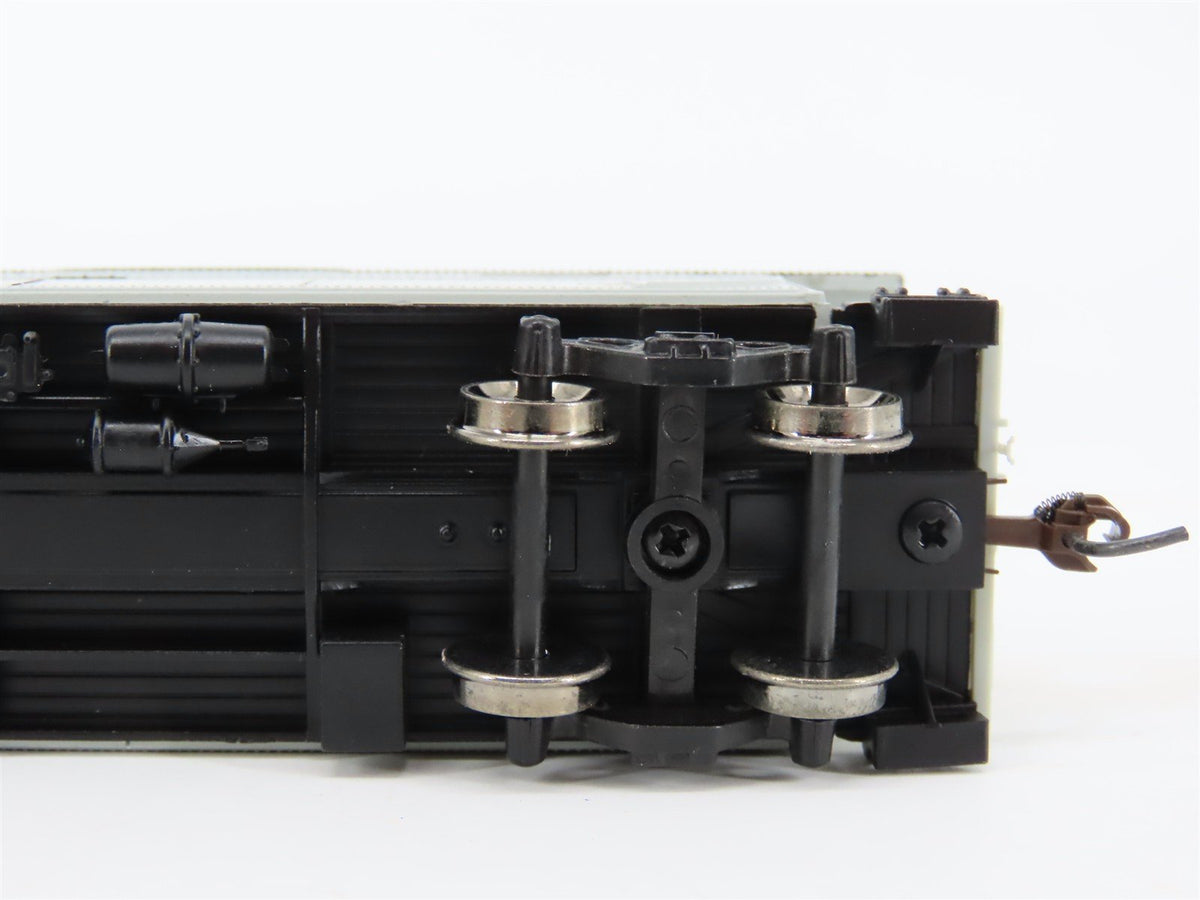 HO Scale Athearn 74351 CR Conrail 2-Window Caboose #46126