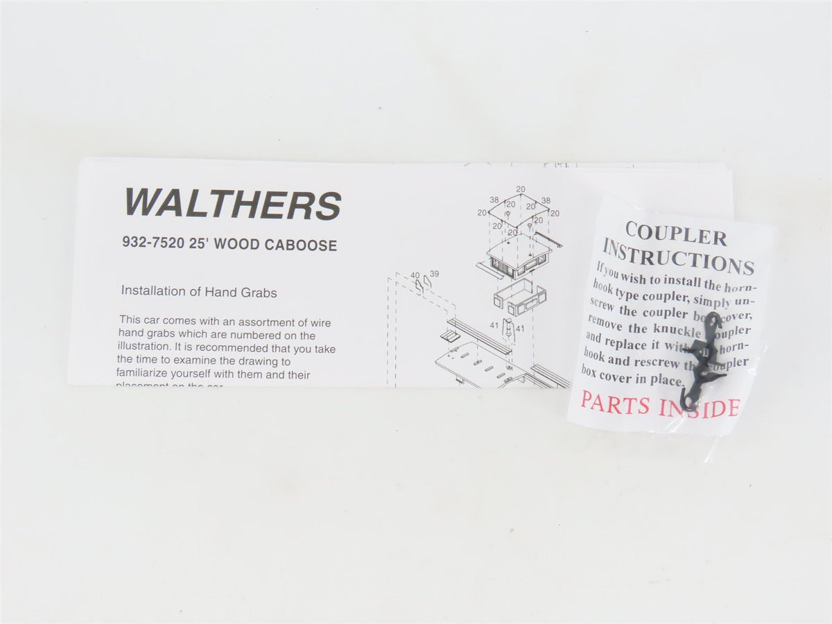 HO Scale Walthers Platinum Line 932-7528 C&amp;O Progress 25&#39; Wood Caboose #90753