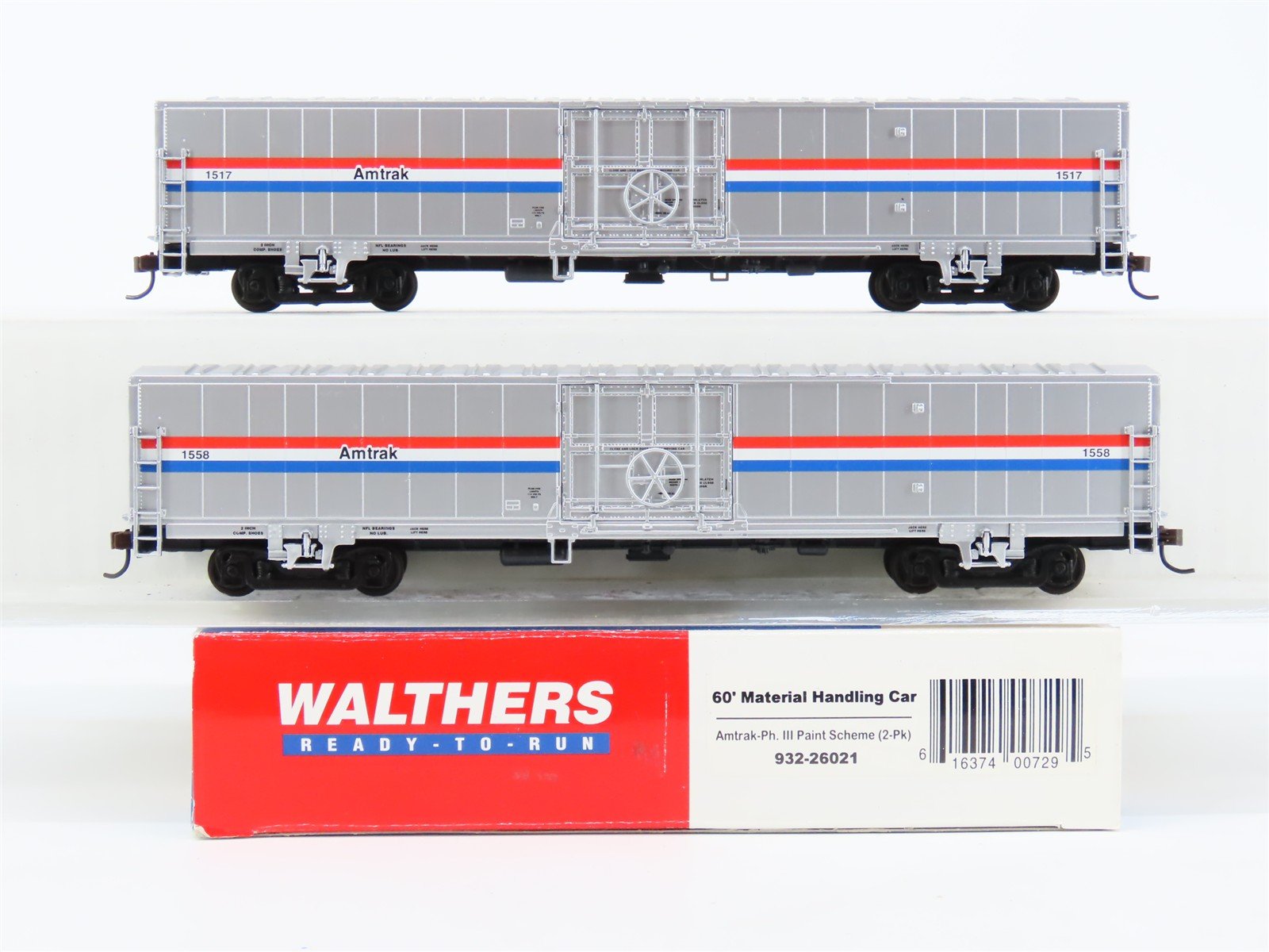 HO Scale Walthers 932-26021 AMTK Amtrak Ph. III 60' Material Handling Car 2-Pack