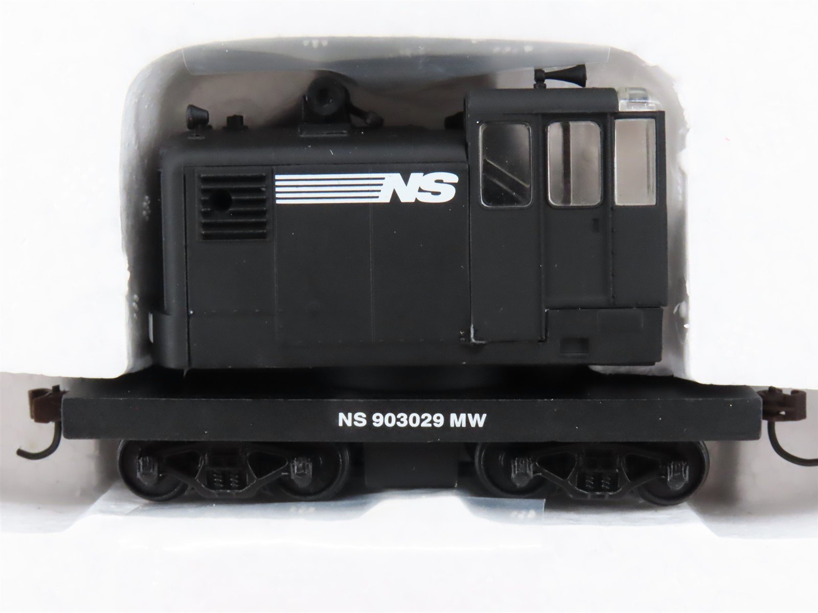 HO Scale Walthers 932-5058 NS Norfolk Southern American Crane Dummy #903029