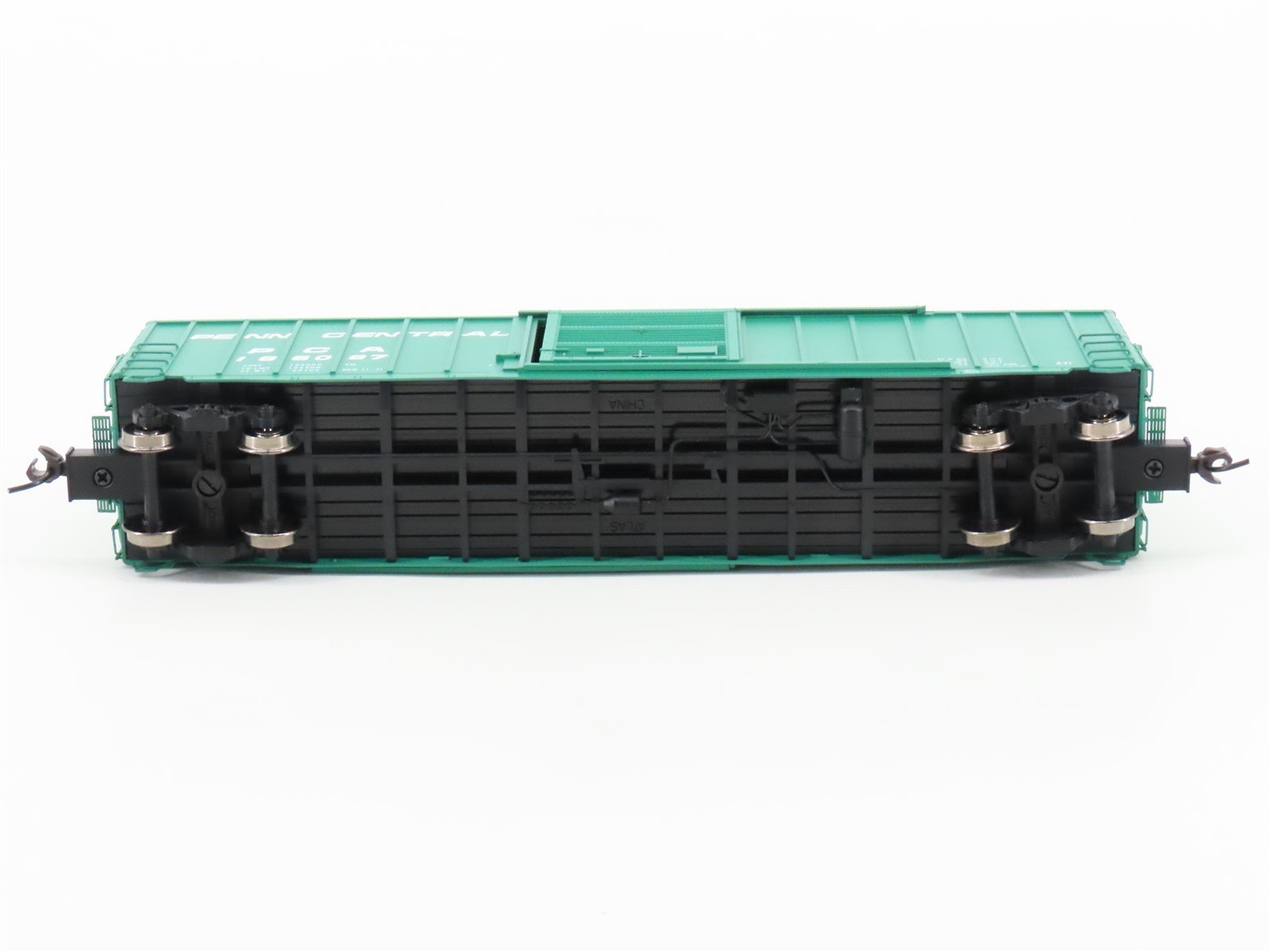 HO Scale Atlas 1355-1 PCA Penn Central 50' Precision Design Box Car #166087