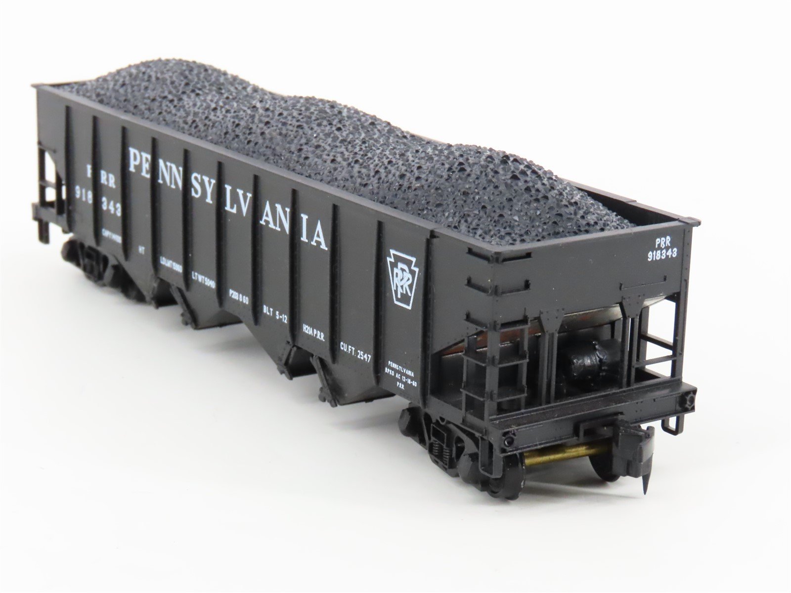 HO Scale Bowser 54053 PRR Pennsylvania Railroad 4-Bay Hopper #918343 w/ Load