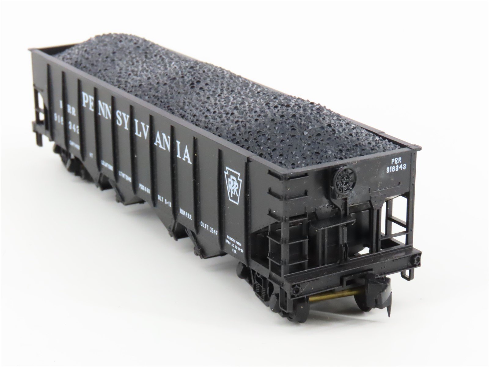 HO Scale Bowser 54053 PRR Pennsylvania Railroad 4-Bay Hopper #918343 w/ Load