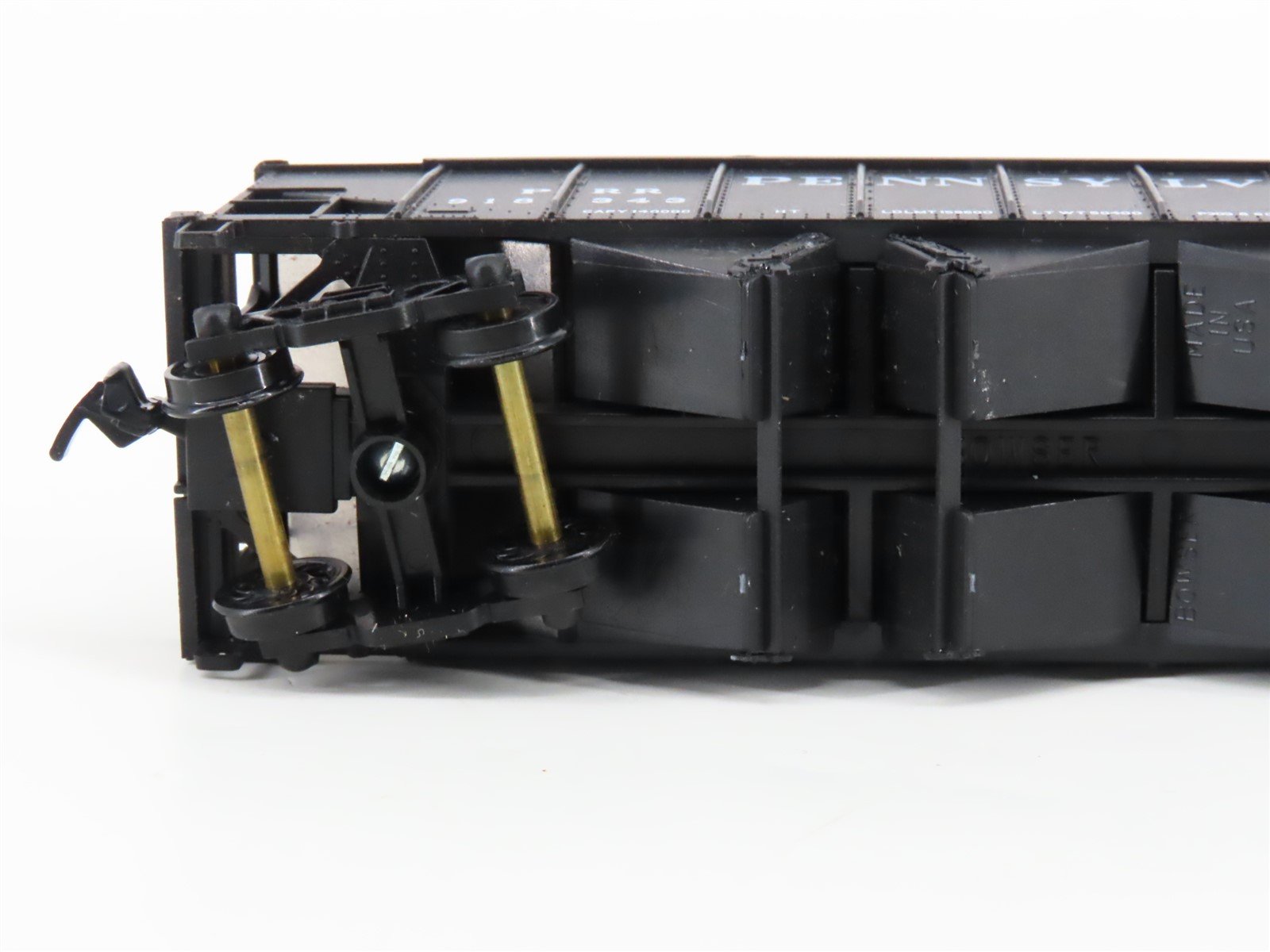 HO Scale Bowser 54053 PRR Pennsylvania Railroad 4-Bay Hopper #918343 w/ Load