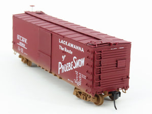 HO Scale Ertl Collectibles 4296 DL&W Lackawanna Phoebe Snow 50' Box Car #45900
