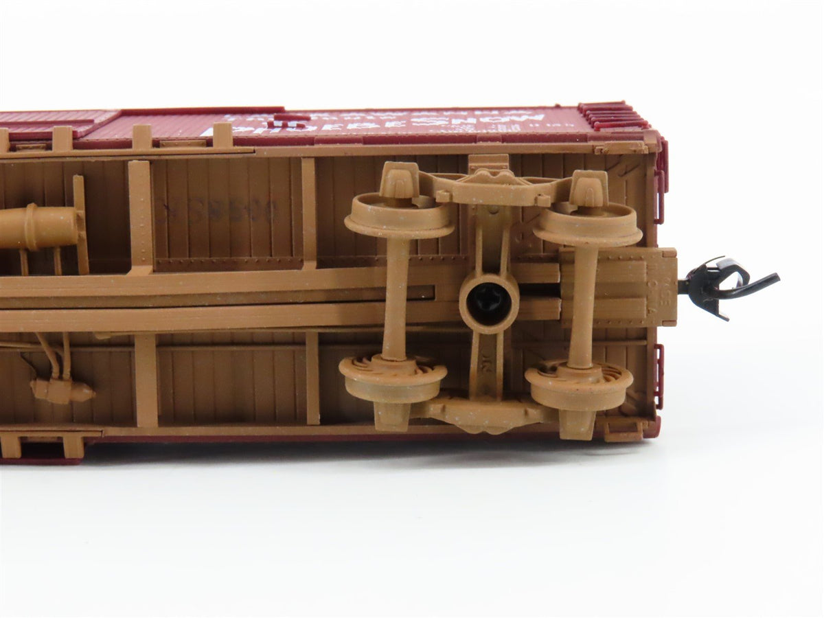 HO Scale Ertl Collectibles 4296 DL&amp;W Lackawanna Phoebe Snow 50&#39; Box Car #45900