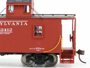 HO Scale Walthers Platinum Line 932-27641 PRR Pennsylvania Wood Caboose 2-Pack