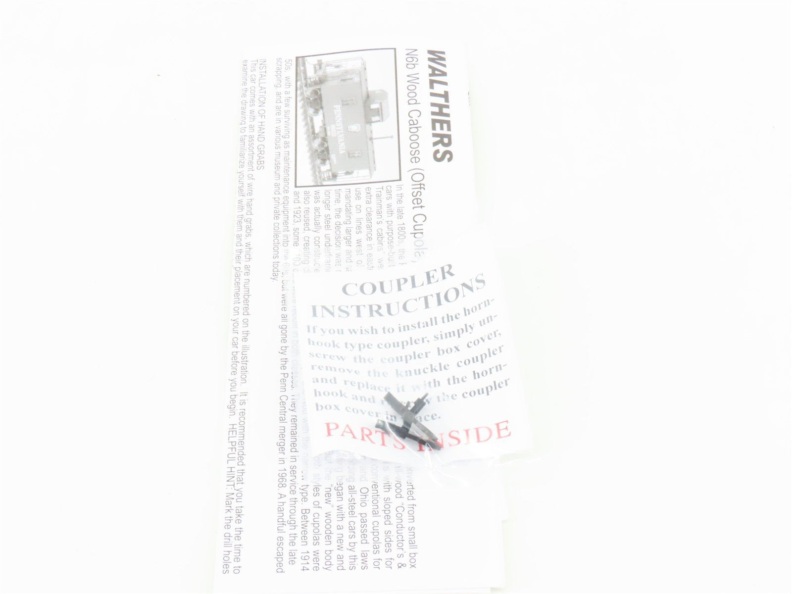 HO Scale Walthers Platinum Line 932-27641 PRR Pennsylvania Wood Caboose 2-Pack