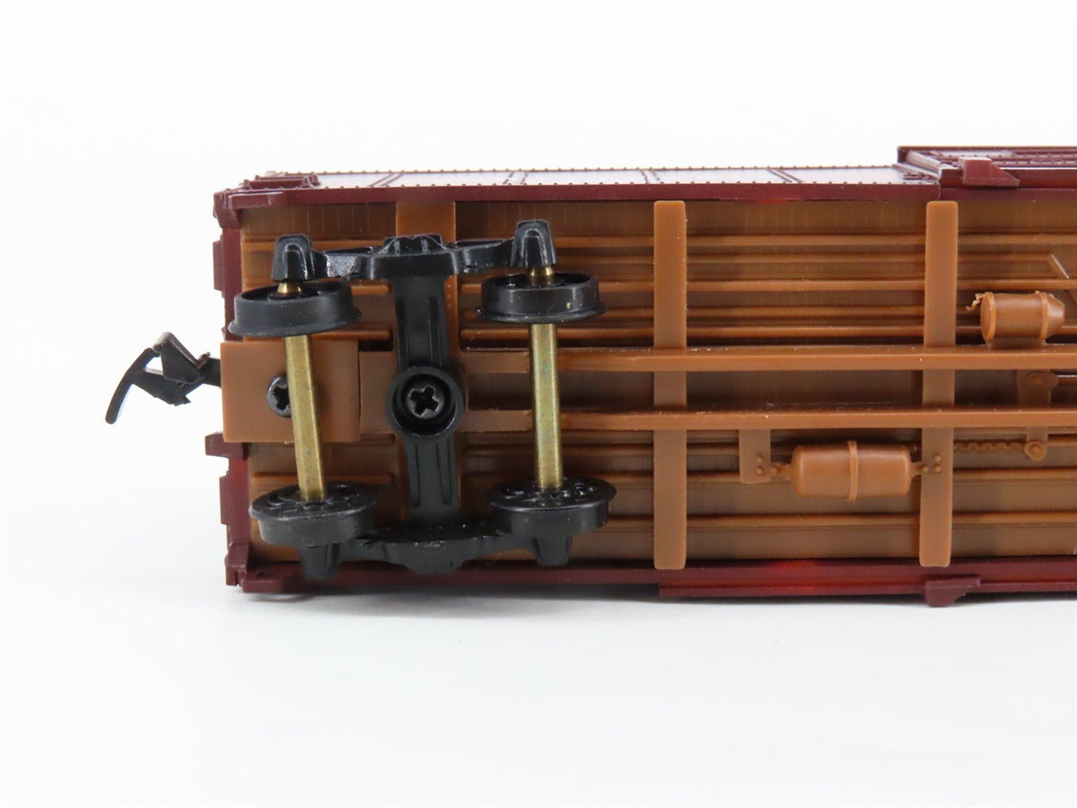 HO Scale Walthers Trainline 931-621 PRR Pennsylvania Railroad Box Car #55650