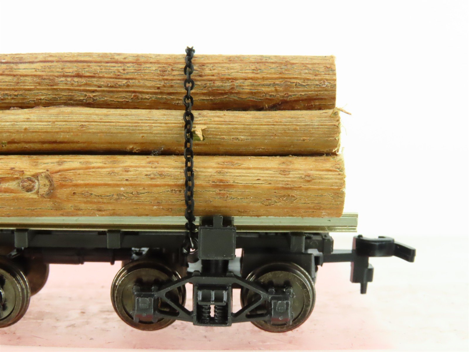 HO Scale Rivarossi R2349 Log Car w/ Log Load