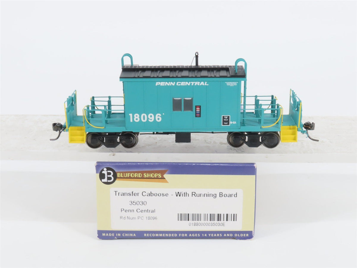 HO Scale Bluford Shops 35030 PC Penn Central Railroad Transfer Caboose #18096